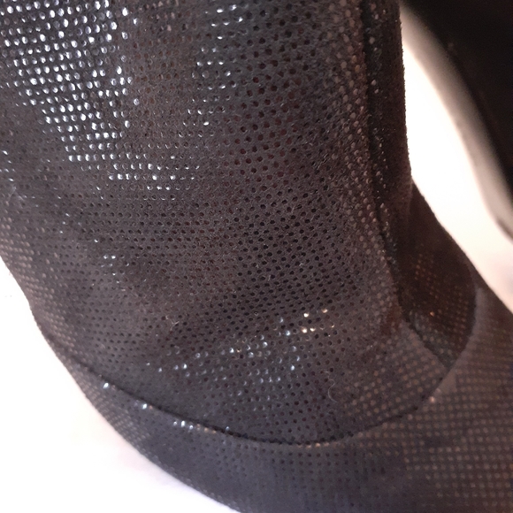 Calvin Klein booties. Size 7.5 - Picture 5 of 10